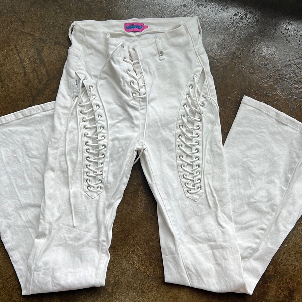 White FLARE JEANS